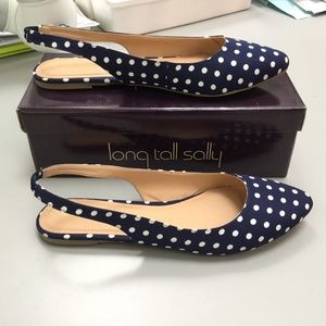 Polka-dot, sling-back flats